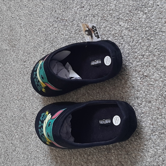 New Star Wars Men's The Mandalorian "The Child" Clog Slipper. - Picture 6 of 12